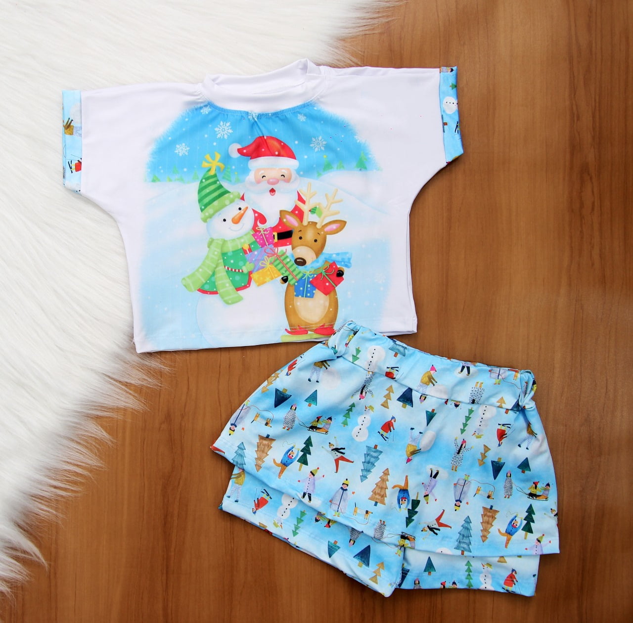 Cj. Papai Noel Short Saia 