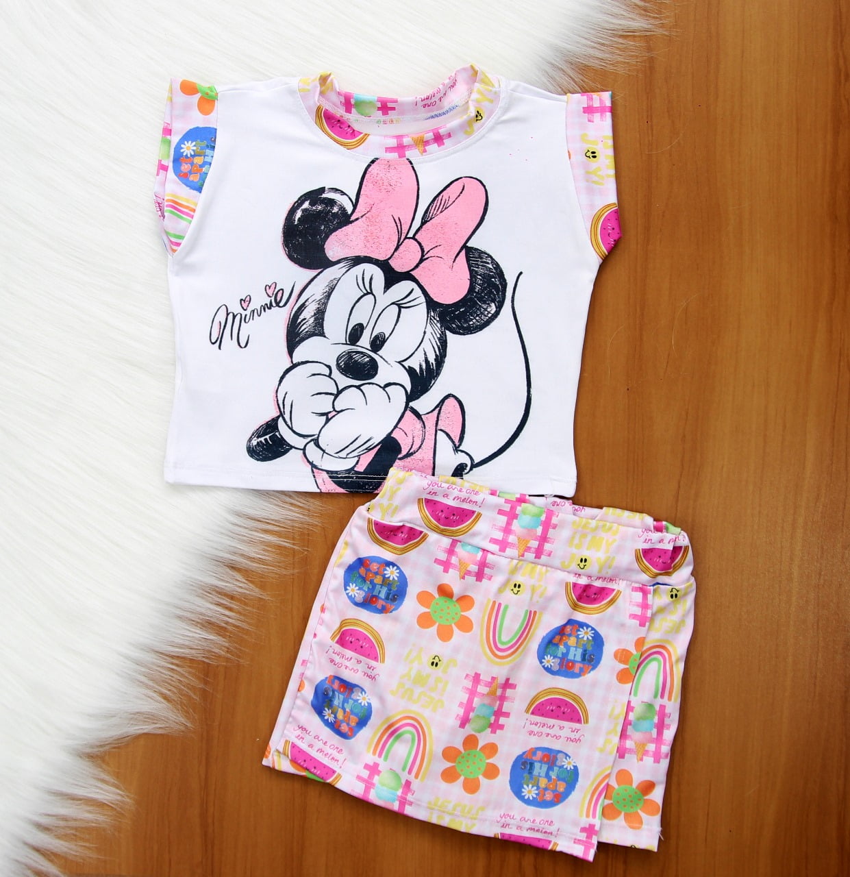 Cj. Minnie Short Saia 