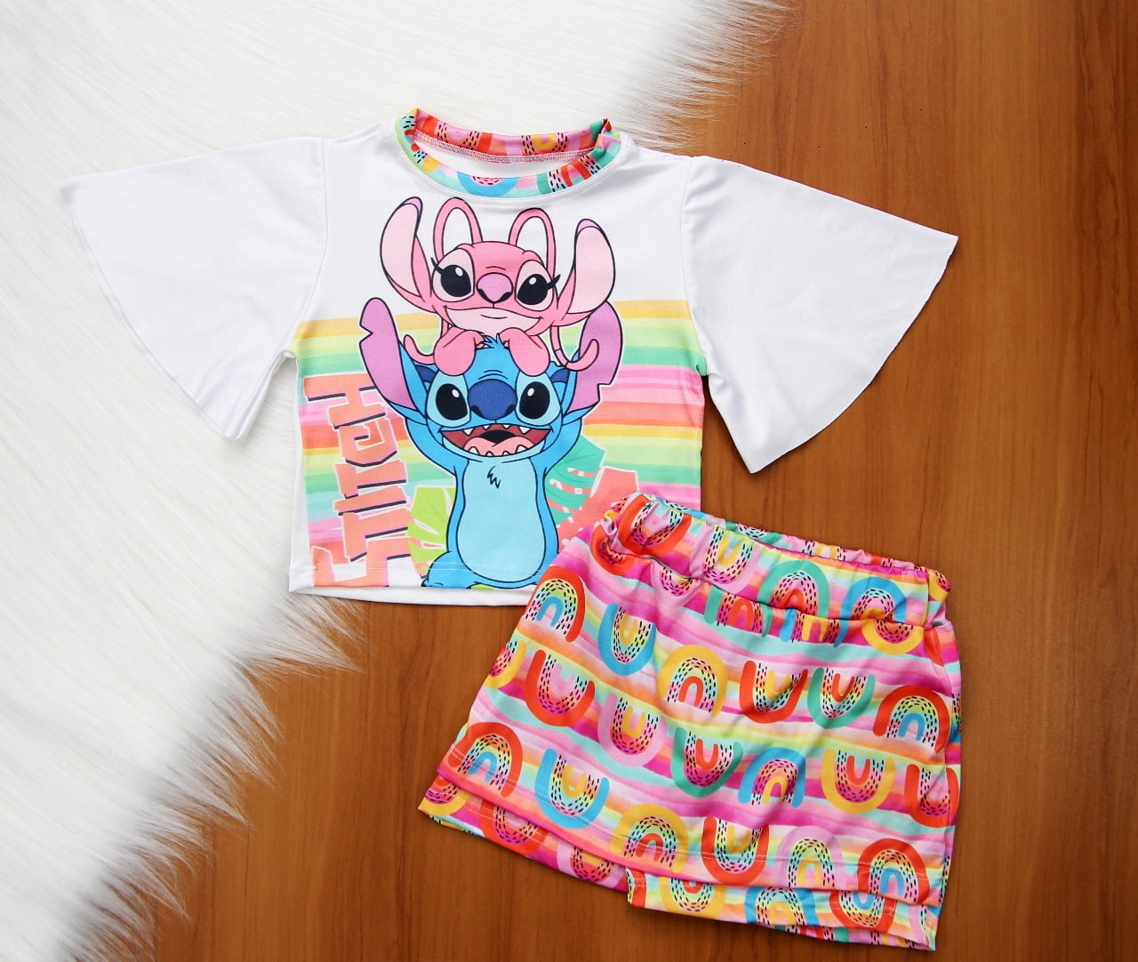 Cj. Stitch Raiwnbon Short Saia